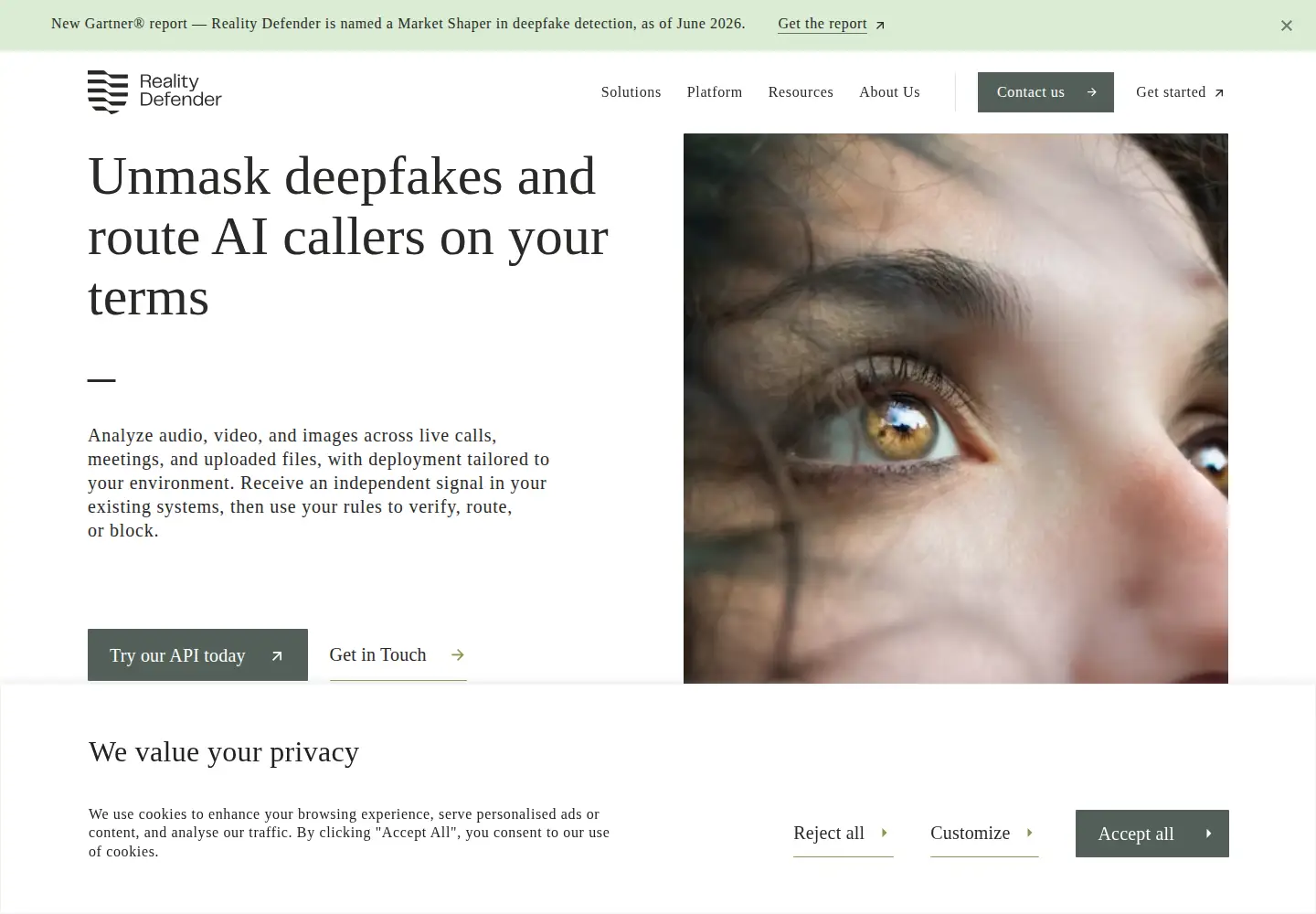 Screenshot of realitydefender.com