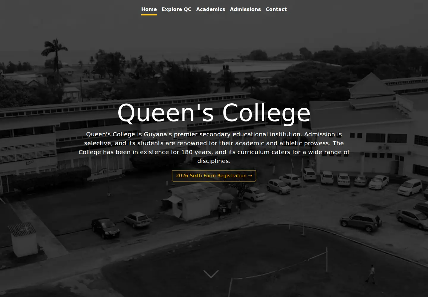 Screenshot of queenscollege.edu.gy