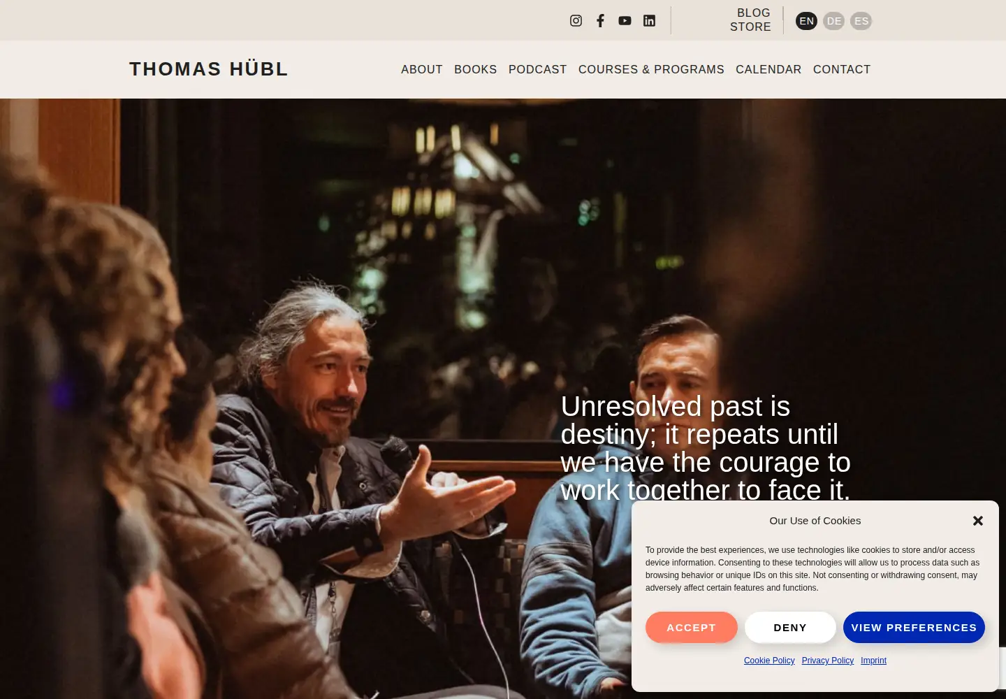 Screenshot of thomashuebl.com