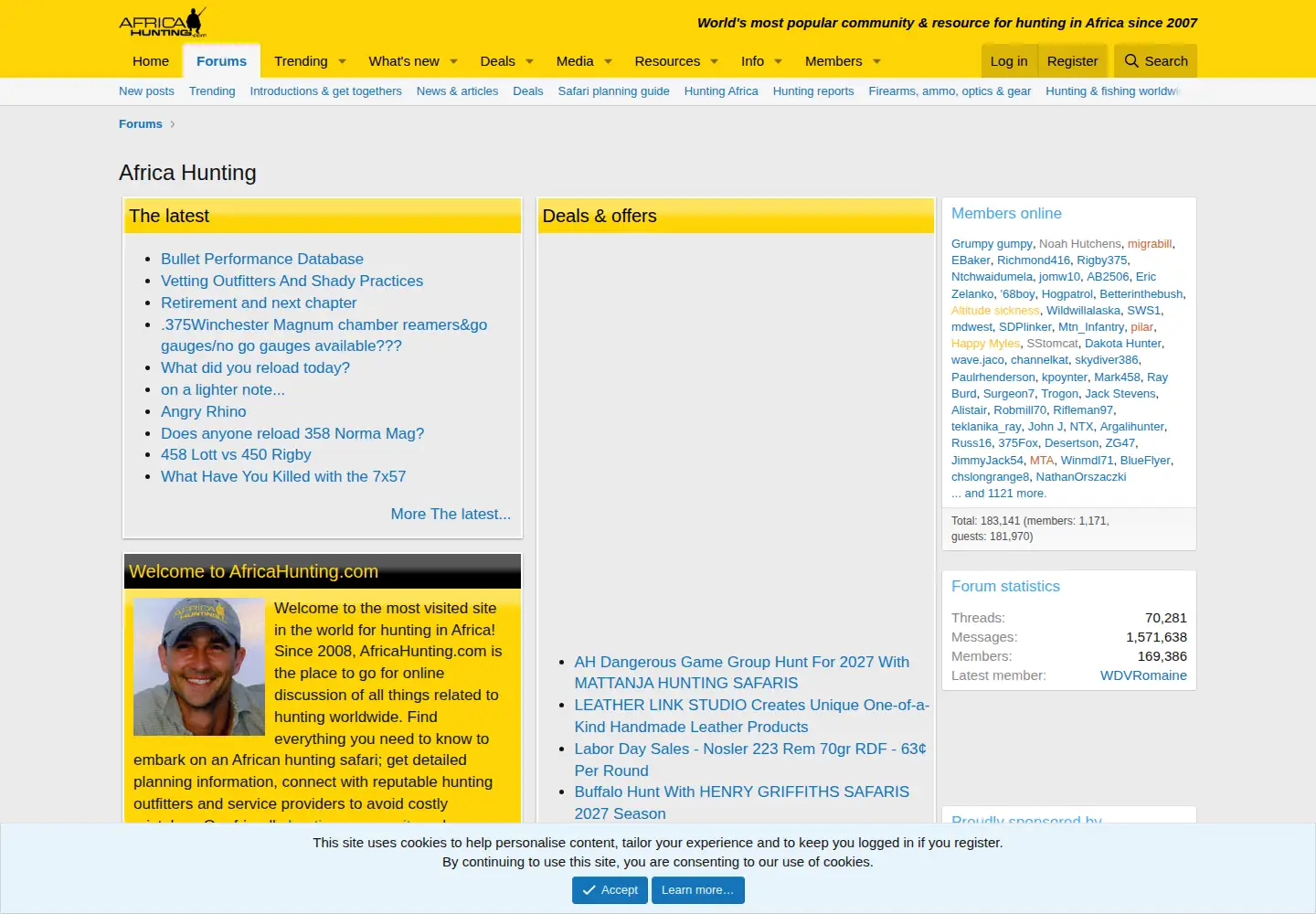 Screenshot of africahunting.com