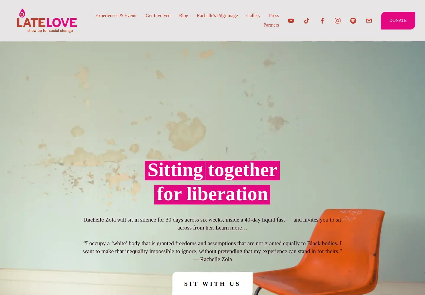 Captured homepage of late.love in the current scan