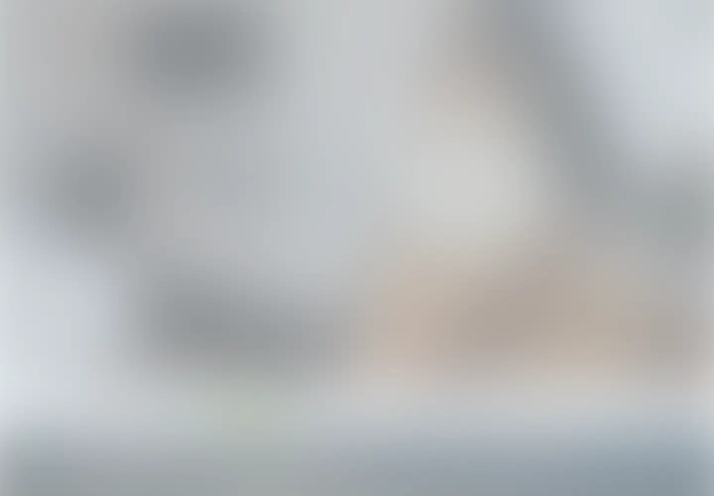 Blurred age-restricted screenshot of xxxaz.jp