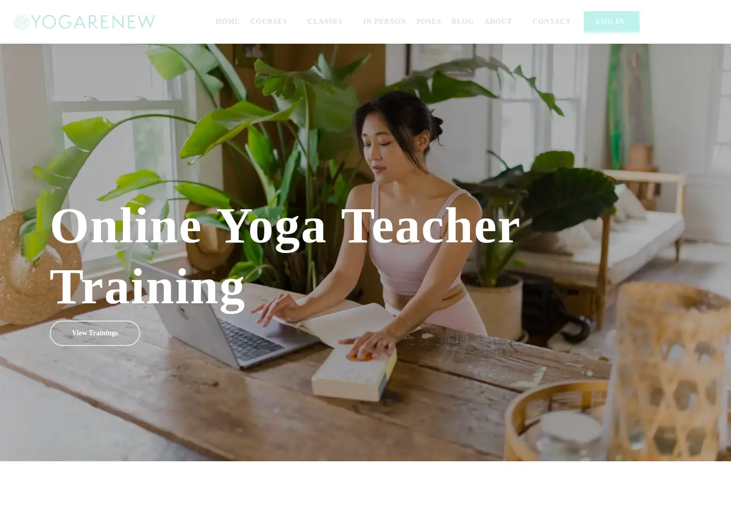 Screenshot of yogarenewteachertraining.com