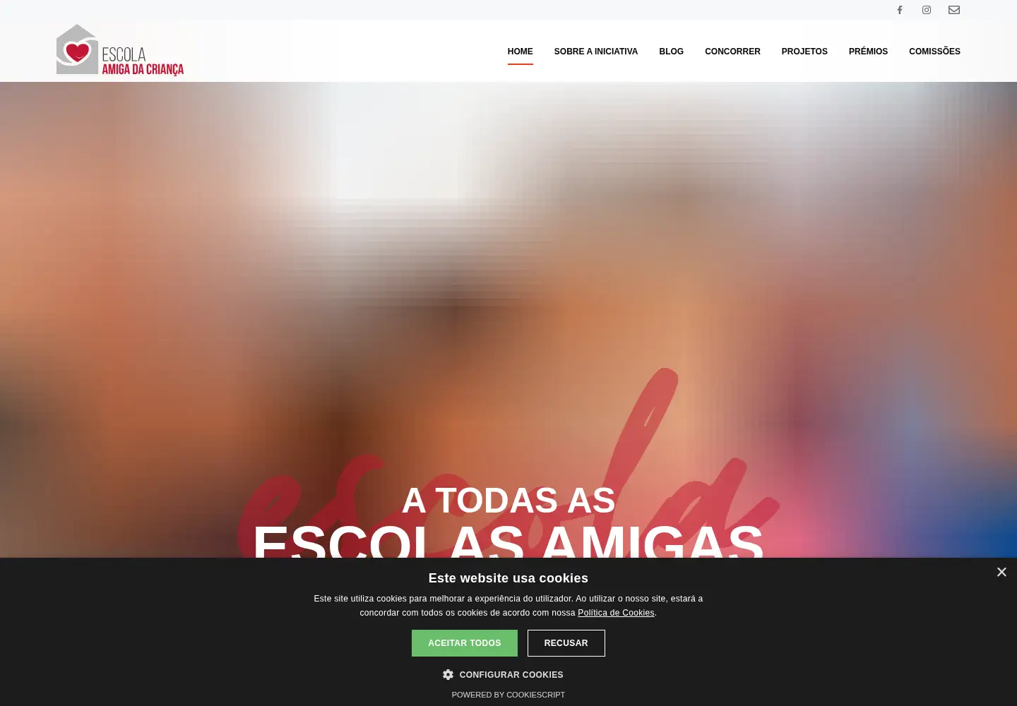 Screenshot of escolaamiga.pt