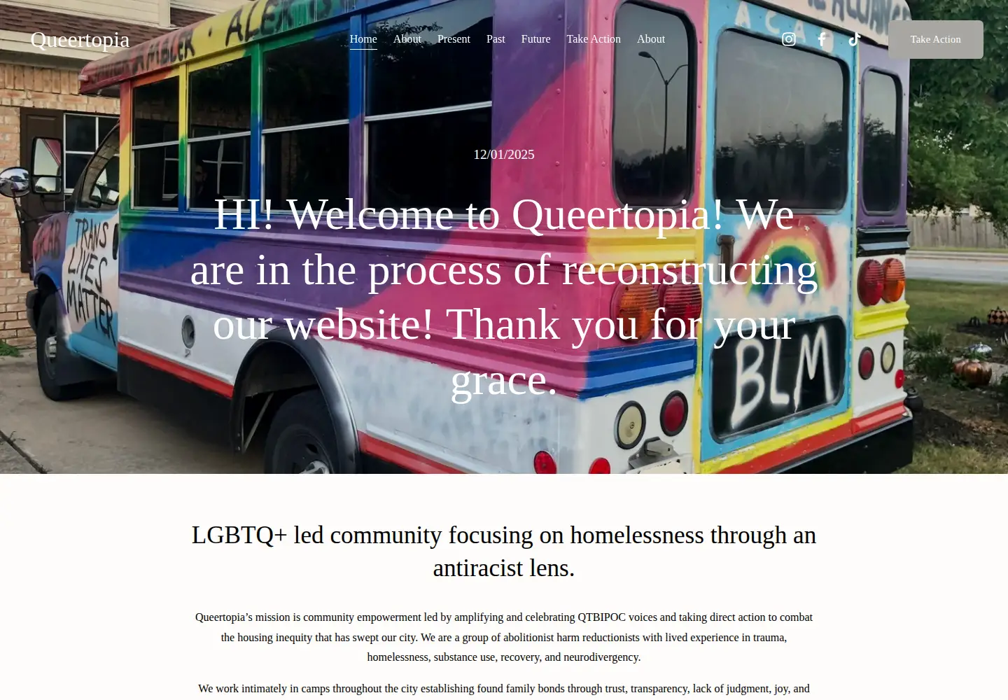 Screenshot of queertopiatx.org