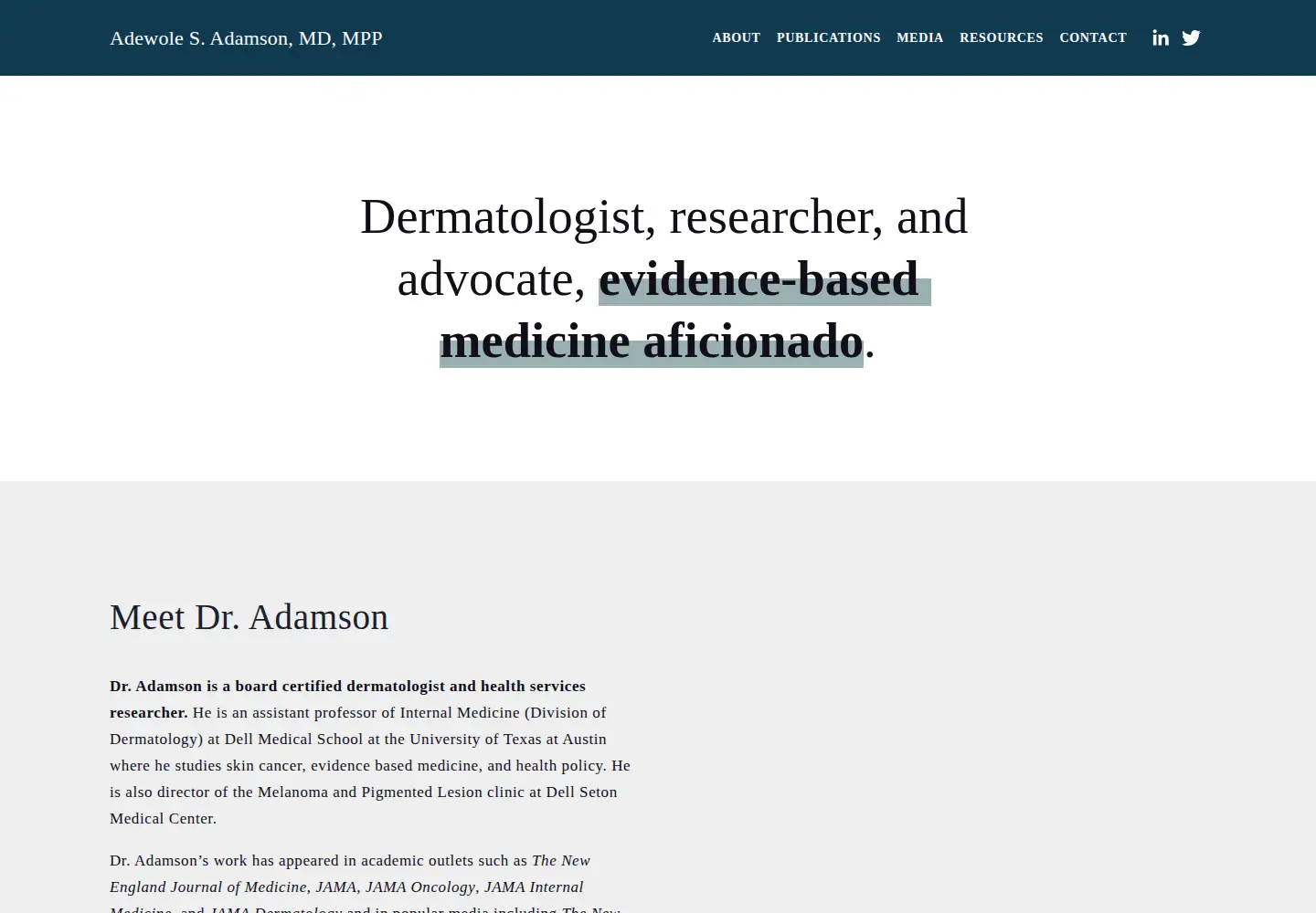 Screenshot of adeadamson.com