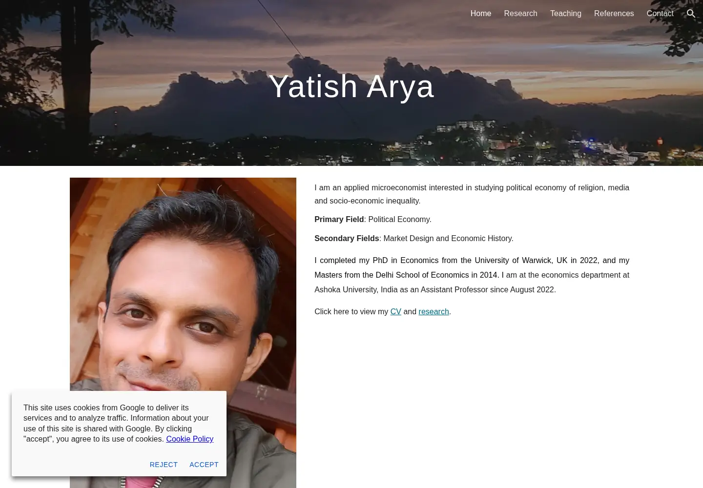 Screenshot of yatisharya.com