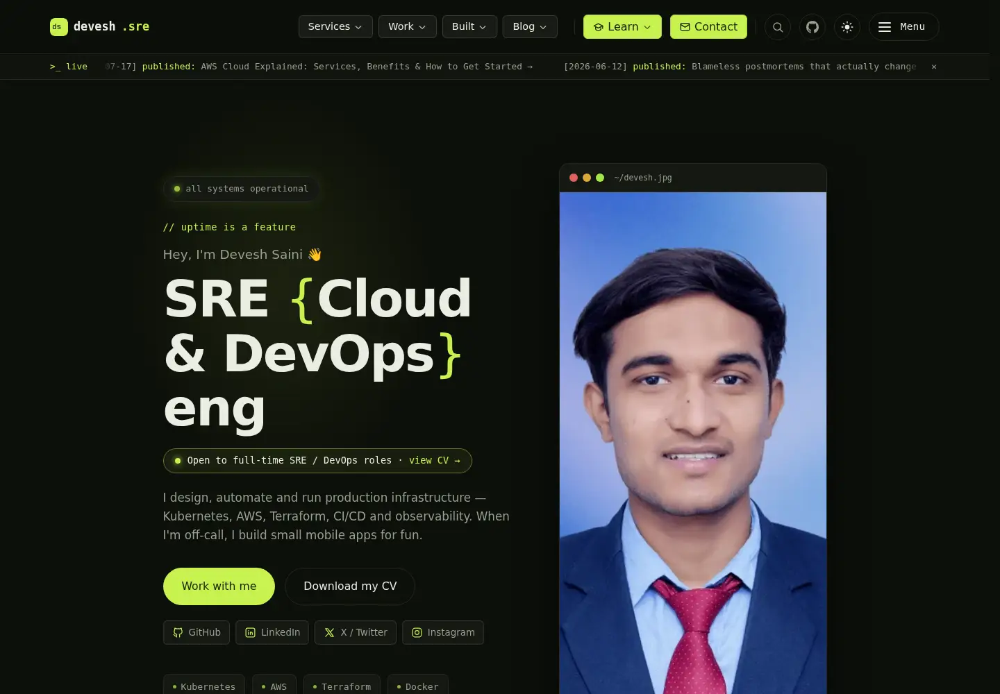Screenshot of deveshsaini.in