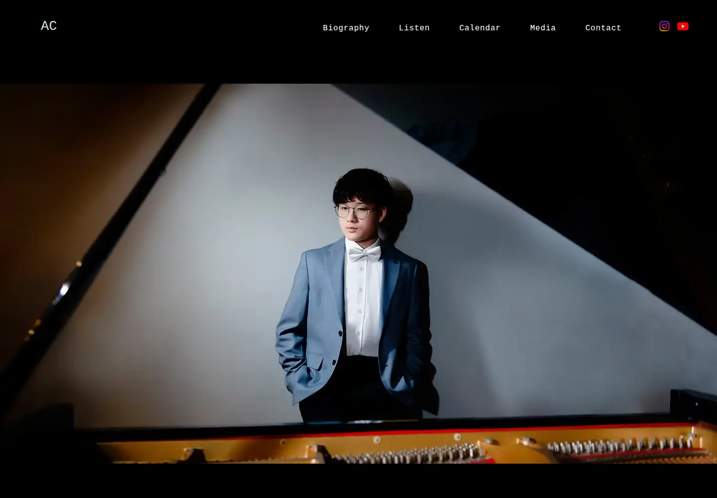 Screenshot of aidanchengpiano.com
