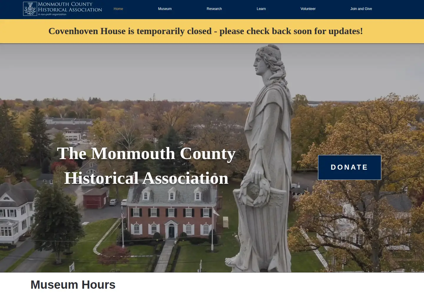 Screenshot of monmouthhistory.org