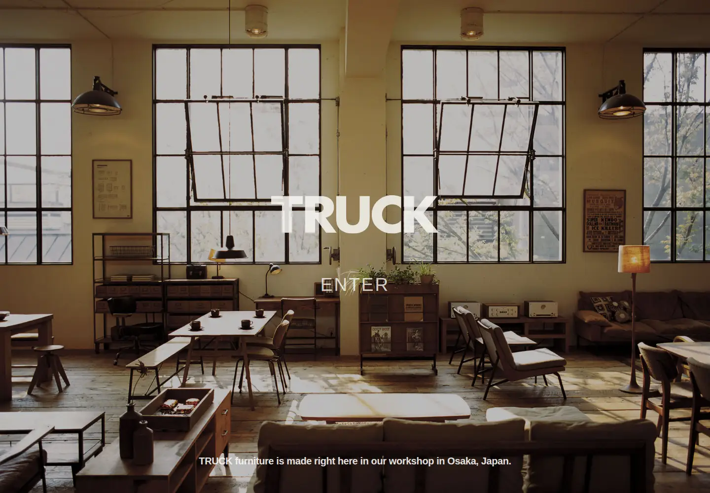 Screenshot of truck-furniture.co.jp