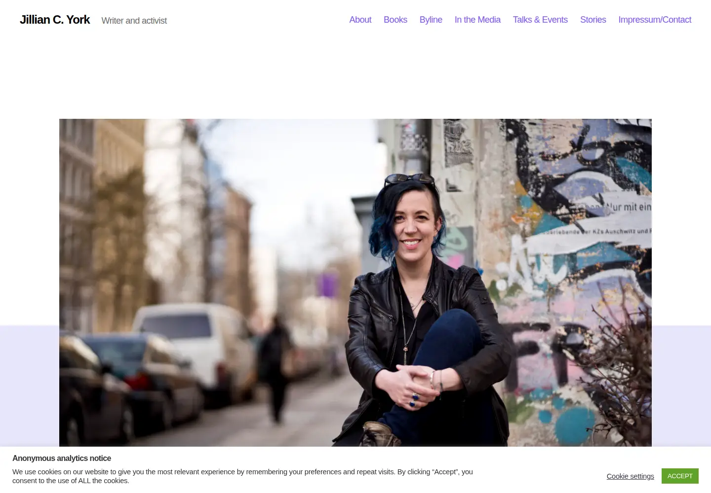 Screenshot of jilliancyork.com