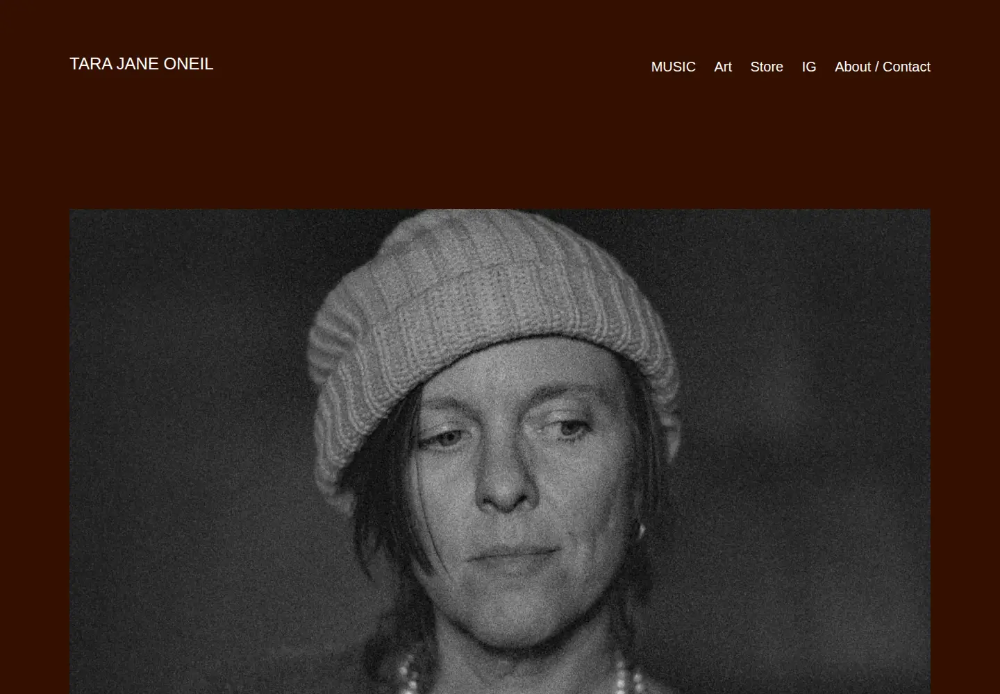 Captured homepage of tarajaneoneil.com in the current scan