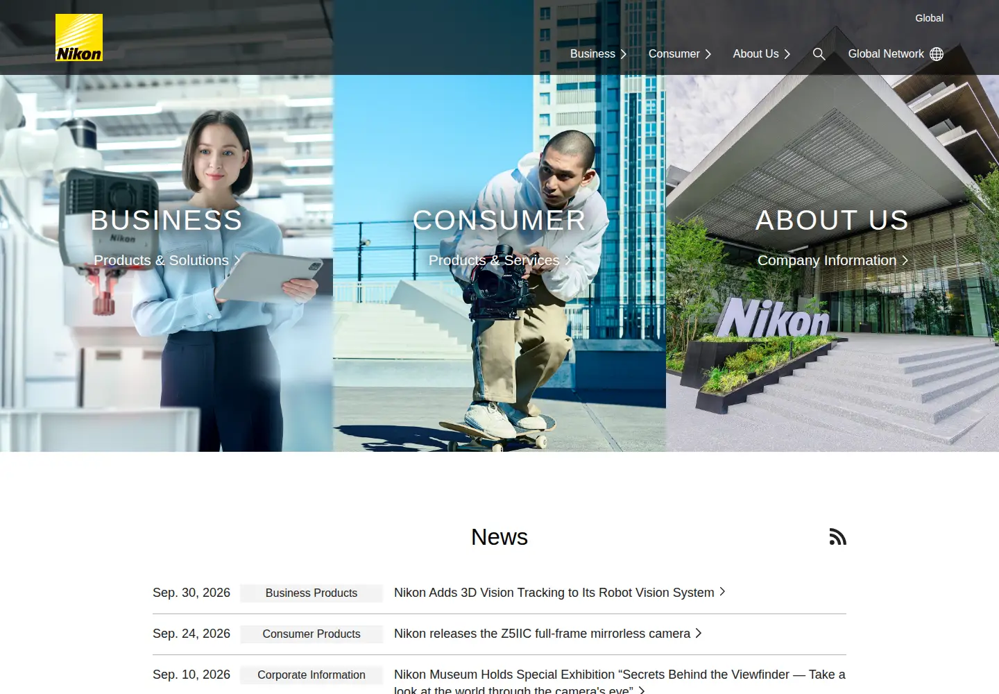 Screenshot of nikon.com