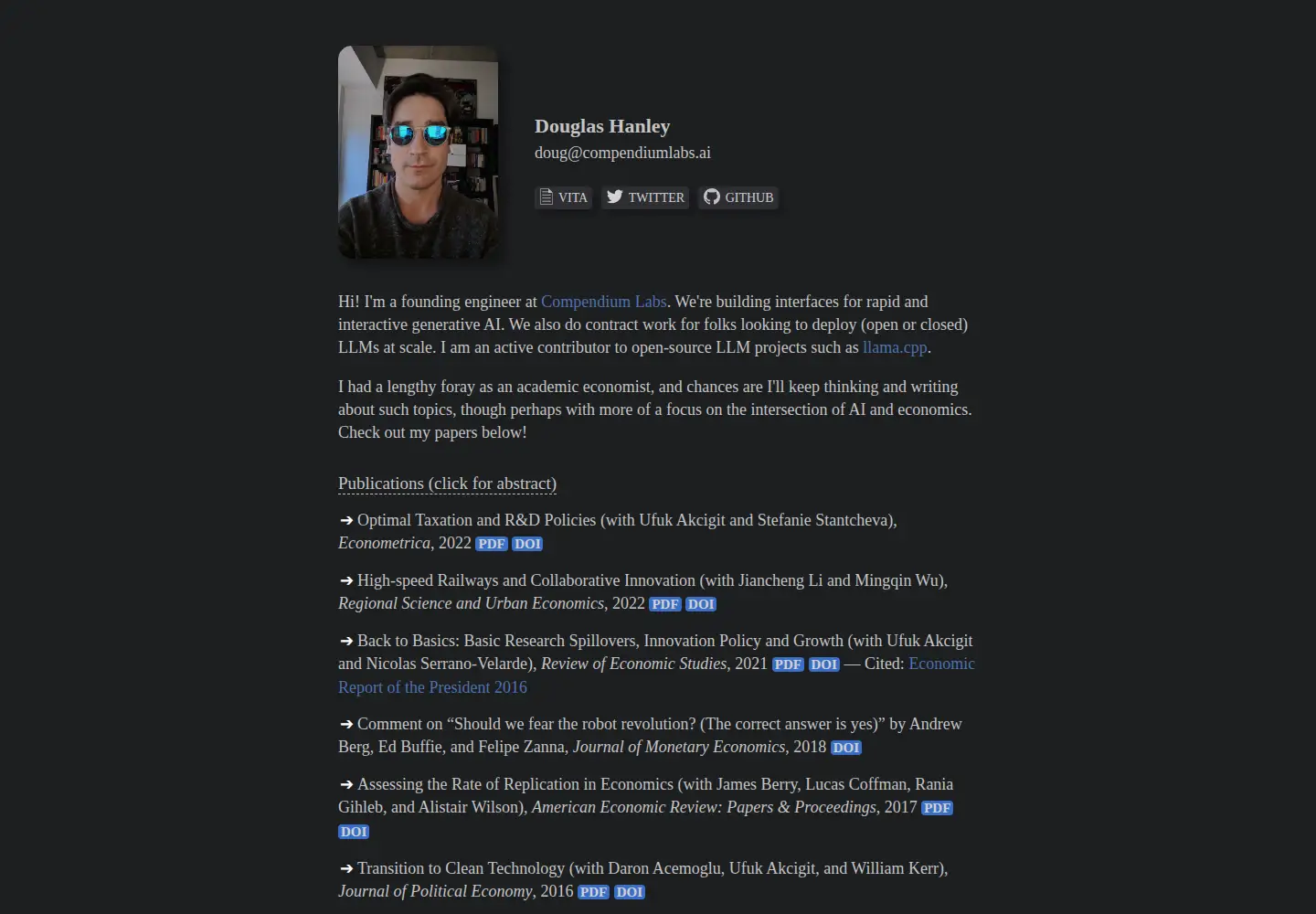 Screenshot of doughanley.com