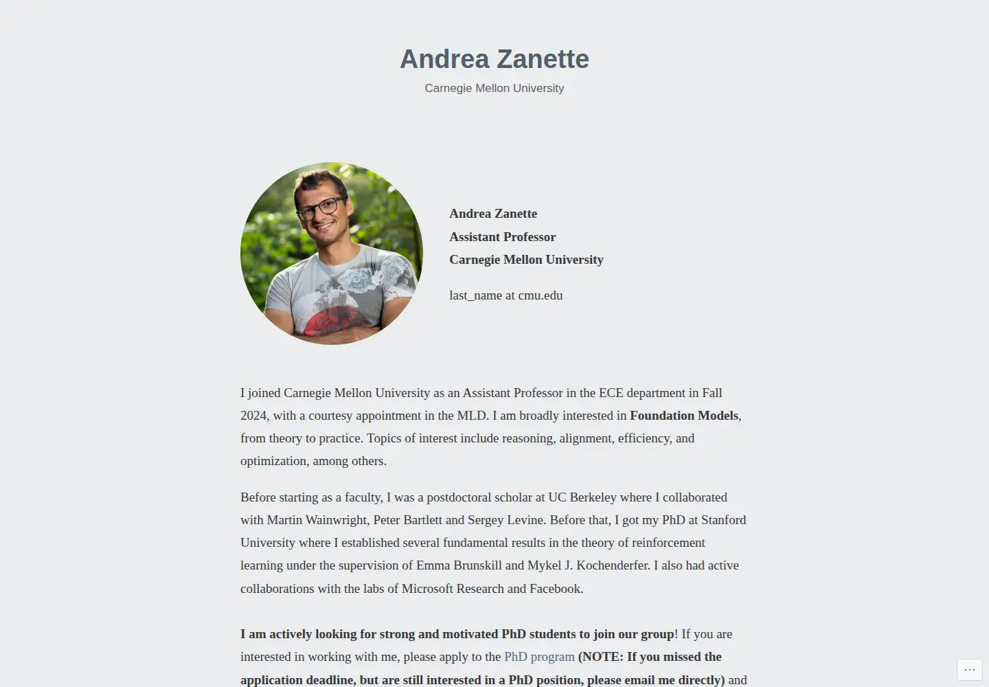 Screenshot of azanette.com